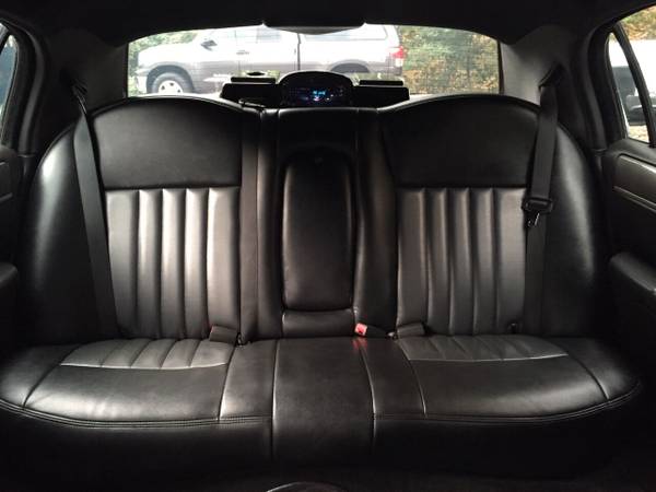 9, 999 2008 Lincoln Town Car LIMOUSINE Only 81k Miles, BAR, 1 for sale in Belmont, VT – photo 23