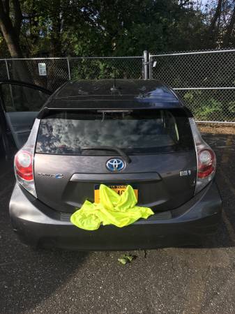 2013 Toyota Prius C for sale in Copiague, NY – photo 10