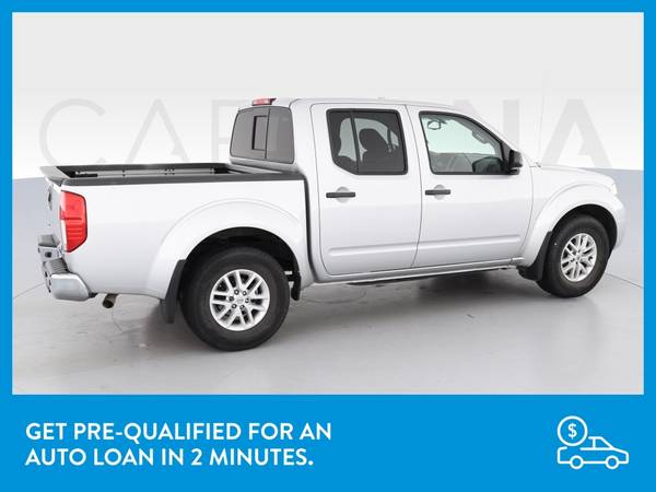 2018 Nissan Frontier Crew Cab SV Pickup 4D 5 ft pickup Silver for sale in Lansing, MI – photo 9