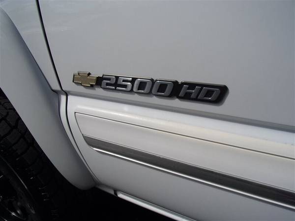 2006 Chevrolet Silverado 2500 4x4 4WD Chevy HD LT1 2dr Regular Cab for sale in Boise, ID – photo 9