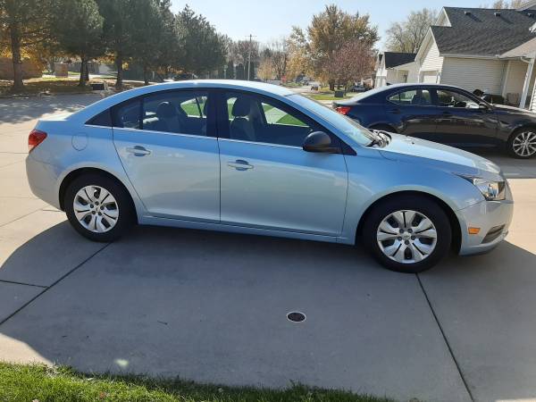 2012 Chevrolet Cruze 2LS, 47,400 miles - cars & trucks - by owner -... for sale in Normal, IL – photo 2