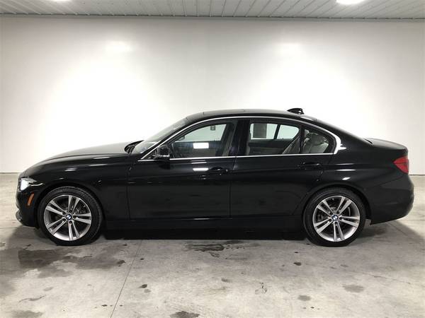 2018 BMW 3 Series 330i xDrive - - by dealer - vehicle for sale in Buffalo, NY – photo 3