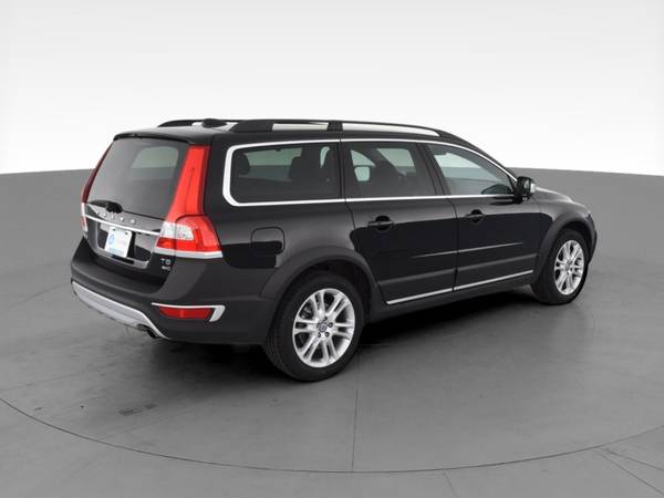 2016 Volvo XC70 T5 Platinum Wagon 4D wagon Black - FINANCE ONLINE -... for sale in NEWARK, NY – photo 11