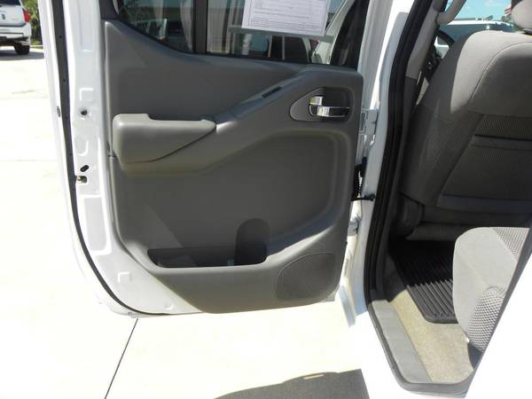 2013 Nissan Frontier for sale in Jesup, GA – photo 8