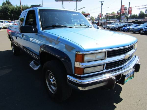 1995 Chevrolet C/K 2500 HD Ext Cab 4X4 *BLUE* DIESEL 6.5 TURBO WOW... for sale in Milwaukie, OR – photo 5