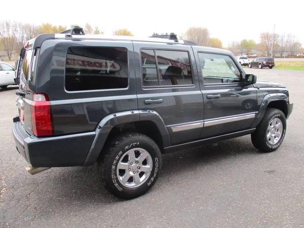 HEMI POWER! MOON ROOF! 2008 JEEP COMMANDER LIMITED 4X4 for sale in Foley, MN – photo 7