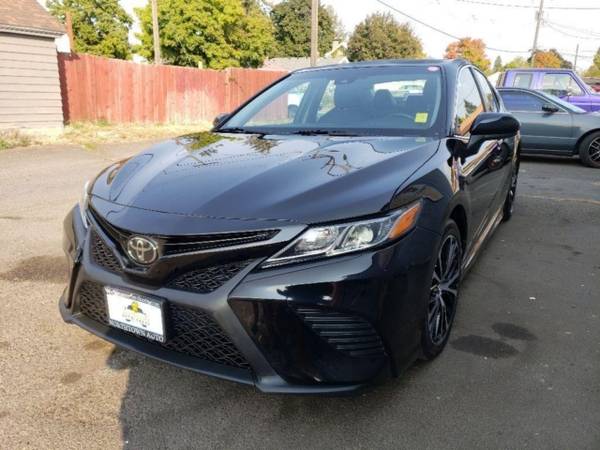 2018 Toyota Camry SE - cars & trucks - by dealer - vehicle... for sale in Spokane, ID – photo 3
