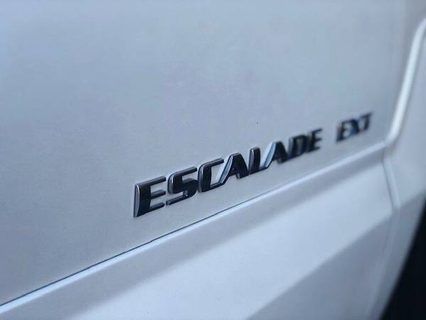 2004 Cadillac Escalade EXT - cars & trucks - by dealer - vehicle... for sale in Manteca, CA – photo 12