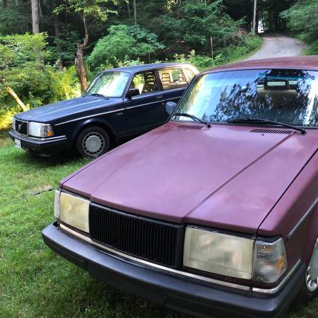 1990 Volvo 240 126 K - cars & trucks - by owner - vehicle automotive... for sale in Newtown, NY – photo 3