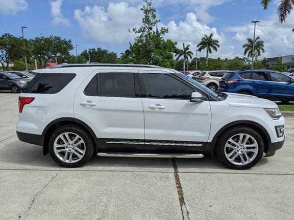 2017 Ford Explorer Oxford White Unbelievable Value! - cars & for sale in Naples, FL – photo 3