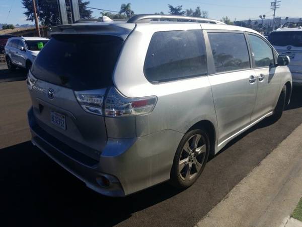 2019 Toyota Sienna FWD 4D Passenger Van / Minivan/Van SE - cars &... for sale in Watsonville, CA – photo 3