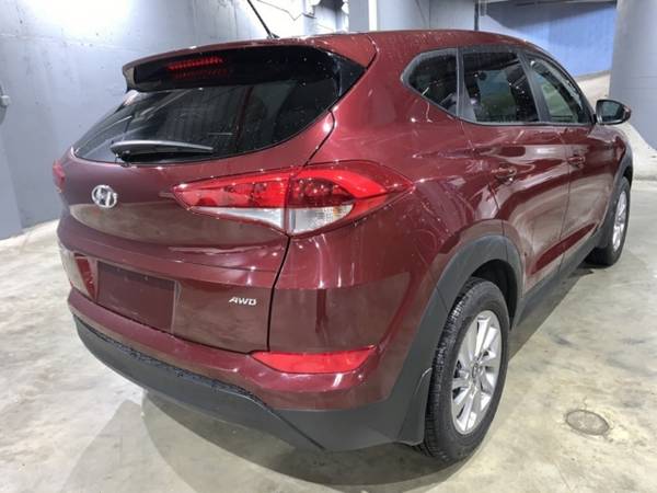 2018 Hyundai Tucson SE - cars & trucks - by dealer - vehicle... for sale in Brooklyn, NY – photo 7