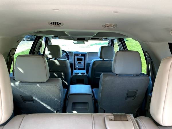 2008 Lincoln Navigator L - cars & trucks - by owner - vehicle... for sale in Lexington, KY – photo 5