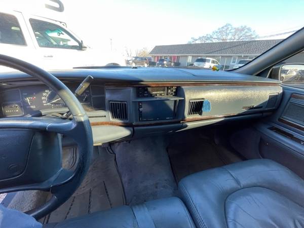 1996 BUICK ROADMASTER - - by dealer - vehicle for sale in Greenville, SC – photo 7