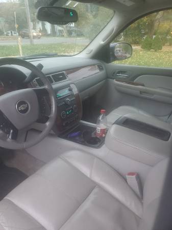 2008 chevy avalanche LT $5000bo - cars & trucks - by owner - vehicle... for sale in Syracuse, NY – photo 5