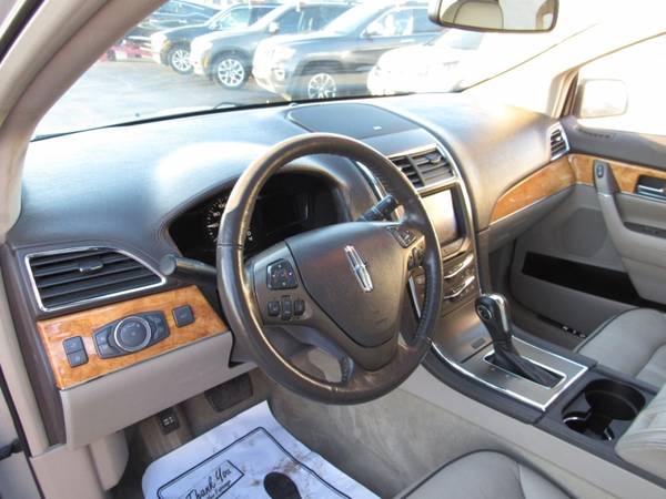 2012 Lincoln MKX AWD - cars & trucks - by dealer - vehicle... for sale in Rockford, IL – photo 14