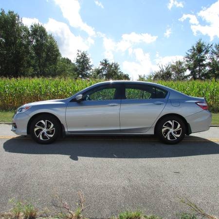 2017 HONDA ACCORD LX - - by dealer - vehicle for sale in BUCYRUS, OH – photo 2