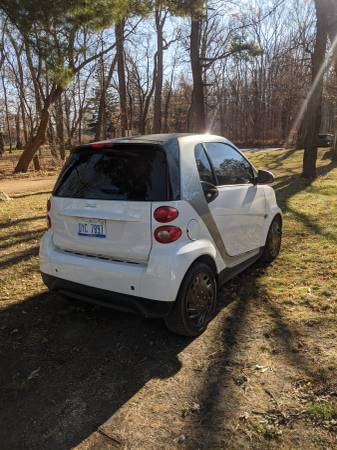 2013 Smart Fortwo, 44600miles, 38mpg, For Sale - cars & trucks - by... for sale in Commerce Township, MI – photo 3