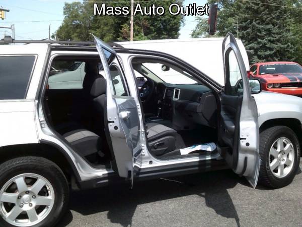 2010 Jeep Grand Cherokee 4WD 4dr Laredo for sale in Worcester, MA – photo 6