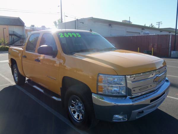 2012 CHEV 4X4 LT CREWCAB, 1 OWNER ! - - by dealer for sale in Redding, CA – photo 3