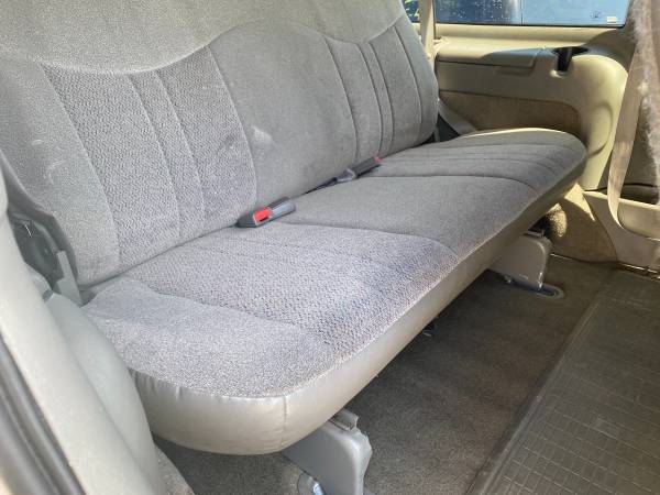 2002 Chevrolet Astro Van only 119, 000 miles No Rust! 7950 - cars & for sale in Chesterfield Indiana, IN – photo 11