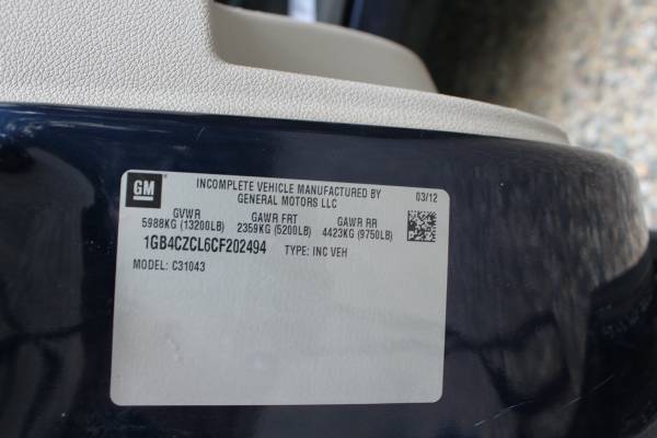 2012 CHEVY SILVERADO C3500HD ENCLOSED UTILITY*CREW... for sale in Flint, MI – photo 23