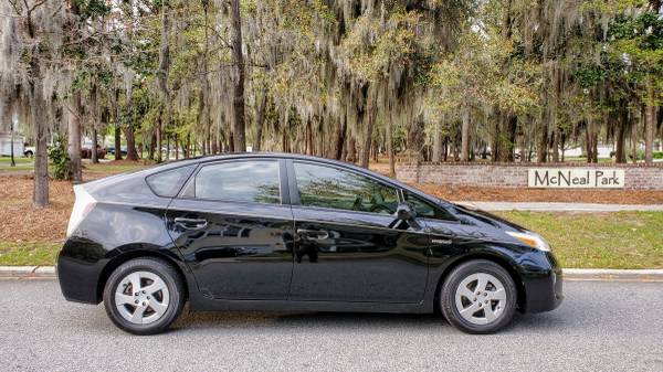 2014 Toyota Prius Clean inside and Out! 51/48 MPG for sale in Savannah, SC – photo 7