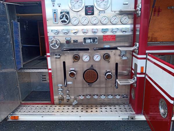 1995 Emergency One Fire Truck E ONE FIRE TRUCK PAIR AVAILABLE EXC for sale in Other, NY – photo 7