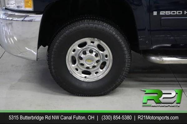2008 Chevrolet Chevy Silverado 2500HD LT1 Crew Cab 4WD Your TRUCK... for sale in Canal Fulton, WV – photo 4