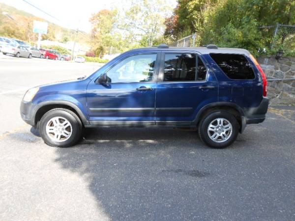 2004 Honda CR-V AWD 134k Miles 4Cyl Gas Saver Auto Excellent... for sale in Seymour, NY – photo 2