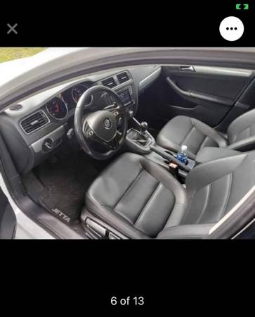 2017 VW Jetta SE manual transmission for sale in Rockford, IL – photo 4