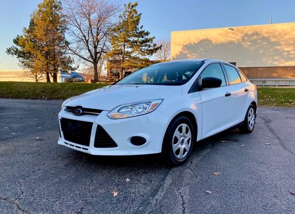 2014 FORD FOCUS S - cars & trucks - by dealer - vehicle automotive... for sale in Carol Stream, IL – photo 2