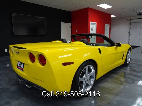 2005 Chevrolet Corvette Convertible - - by dealer for sale in Waterloo, IA – photo 24