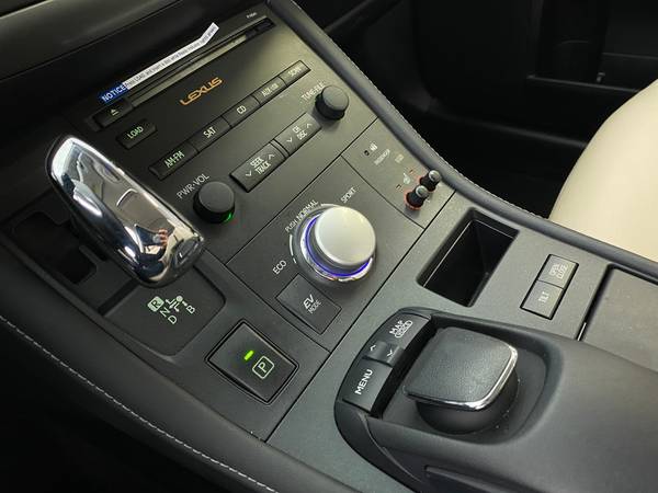 2012 Lexus CT CT 200h Hatchback 4D hatchback White - FINANCE ONLINE... for sale in Chicago, IL – photo 21