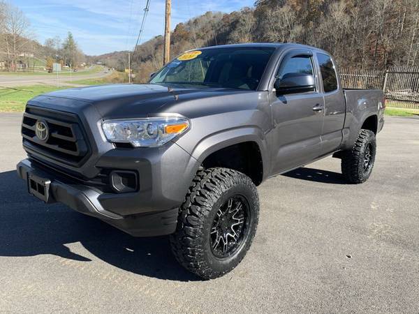 2020 TOYOTA TACOMA 4WD SR * ONLY 2K Miles * 1 OWNER * No Accidents *... for sale in Sevierville, TN – photo 3