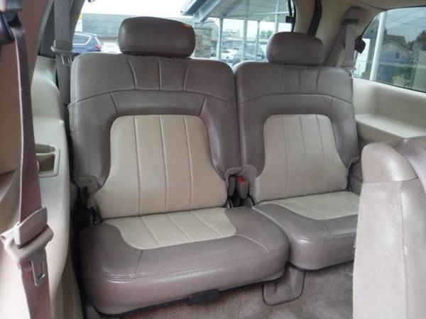 2004 GMC Envoy XL 4x4 3rd Row Leather Open 9-7 for sale in Harrisonville, MO – photo 11