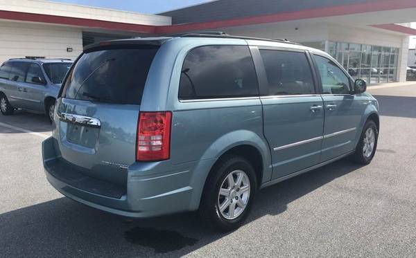 2010 Chrysler Town and Country Touring 4dr Mini Van for sale in Englewood, FL – photo 5