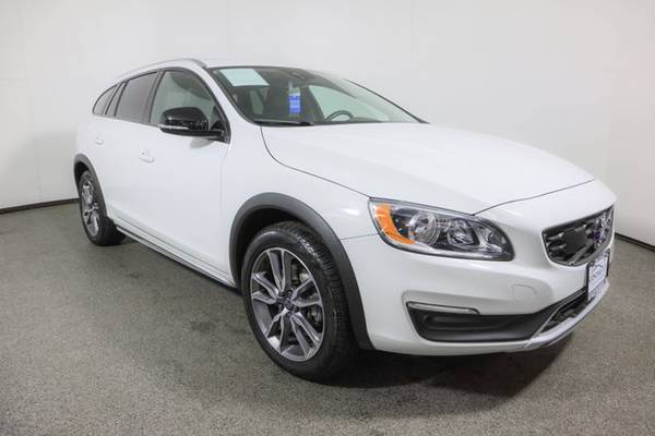 2017 Volvo V60 Cross Country, Ice White - cars & trucks - by dealer... for sale in Wall, NJ – photo 7