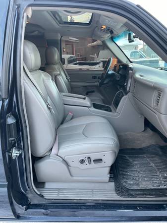 2006 GMC Sierra SLT / Low Miles / Heated Leather Seats / Sunroof -... for sale in Anchorage, AK – photo 14
