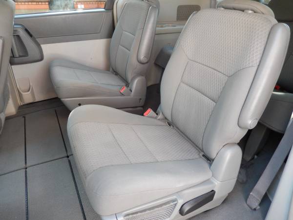 2009 CHRYSLER TOWN AND COUNTRY TOURING 3.8L V6 AUTO MINIVAN!!! for sale in Yakima, WA – photo 10