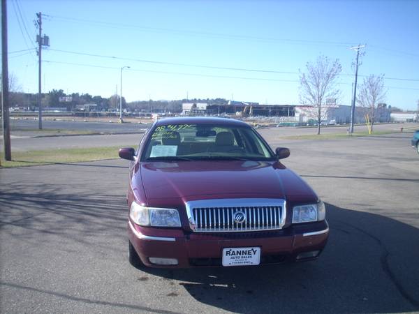 2008 Mercury Marquis LS - cars & trucks - by dealer - vehicle... for sale in Eau Claire, WI – photo 2