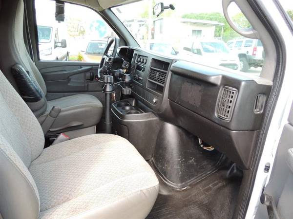 2013 Chevrolet Express 2500 Cargo Work Van! FLEET MAINTAINED SINCE for sale in Whitehouse, OH – photo 15