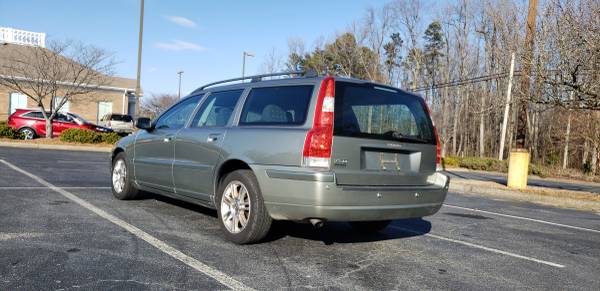 2007 Volvo V70 2 4L - - by dealer - vehicle automotive for sale in Greensboro, NC – photo 9