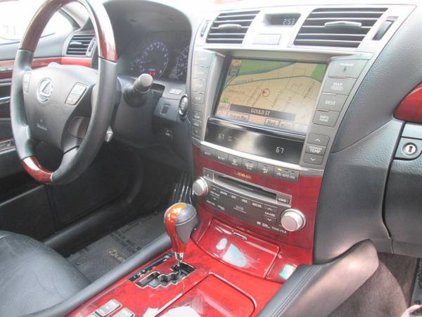 2010 LEXUS LS460 ALL WHEEL DRIVE ALL SERVICE RECORDS LOADED TO THE... for sale in Brighton, MA – photo 19