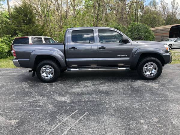 2012 Toyota Tacoma Crew V6 No rust - - by dealer for sale in Knoxville, TN – photo 7