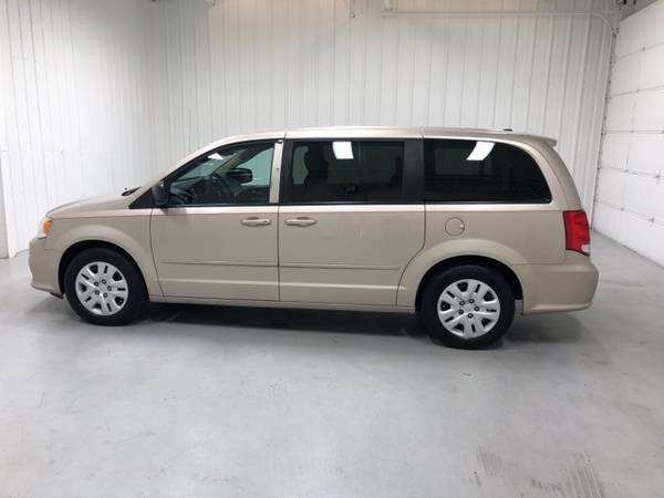 2015 Dodge Grand Caravan SE 7-Passenger Wagon w Stow N Go For Sale for sale in Ripley, MS – photo 7