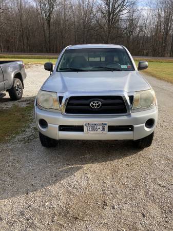 2008 Toyota Tacoma 4 x 4 access cab - cars & trucks - by owner -... for sale in CHAMPLAIN, VT – photo 2