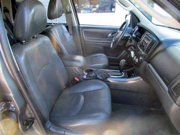 2006 Mazda Tribute 4dr grey for sale in Louisville, KY – photo 5