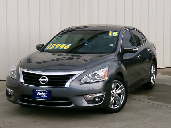 2015 Nissan Altima 2.5 SV-NICE SEDAN! RUNS AND DRIVES EXCELLENT! for sale in Silvis, IA – photo 3