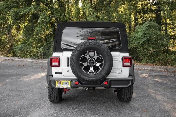 Jeep Wrangler Rubicon 4X4 SUV Bluetooth Rear Camera Low Miles Nice! for sale in Roanoke, VA – photo 7